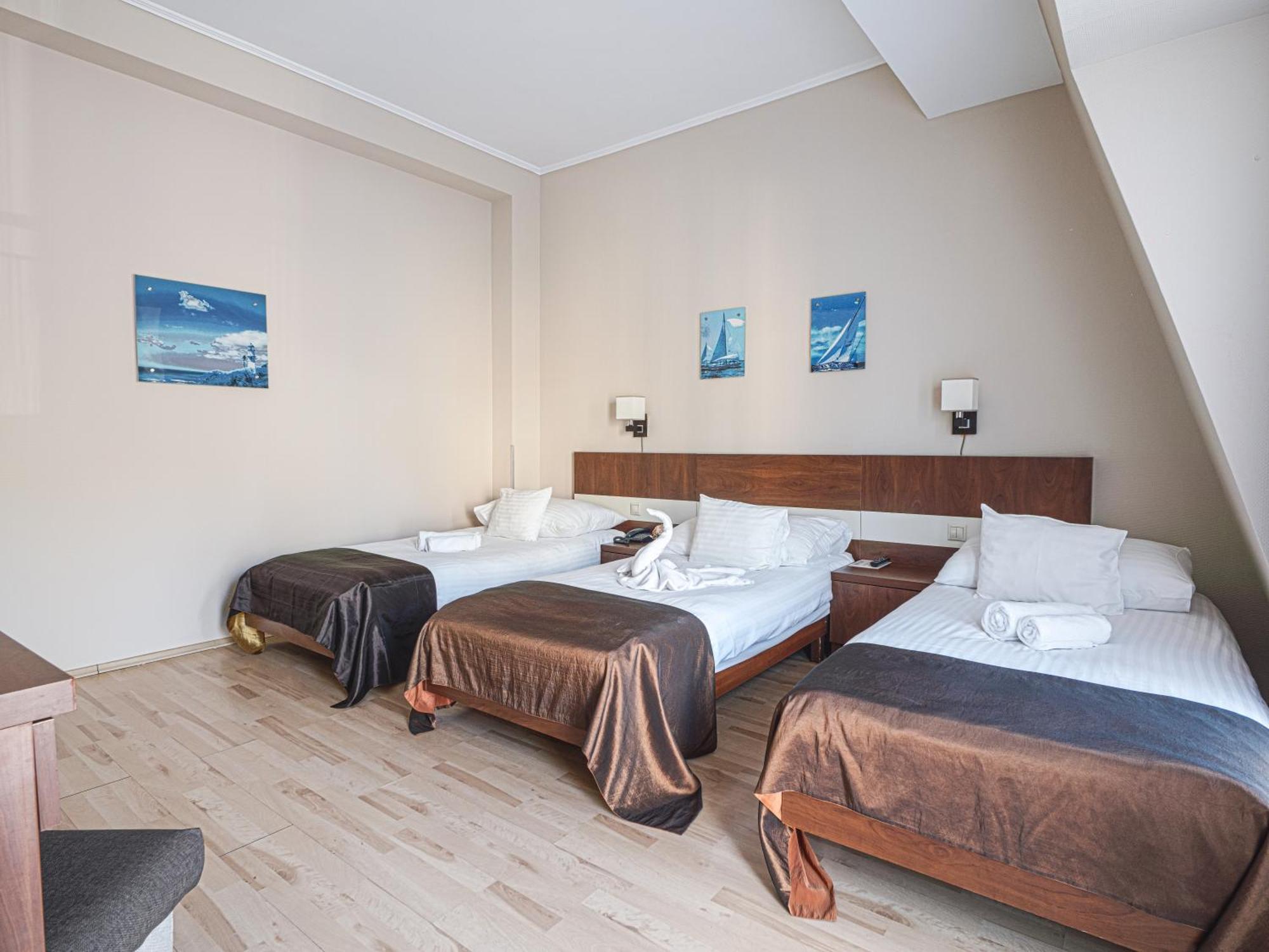 Holiday Beach Budapest Wellness Hotel With Sauna Park Exterior photo